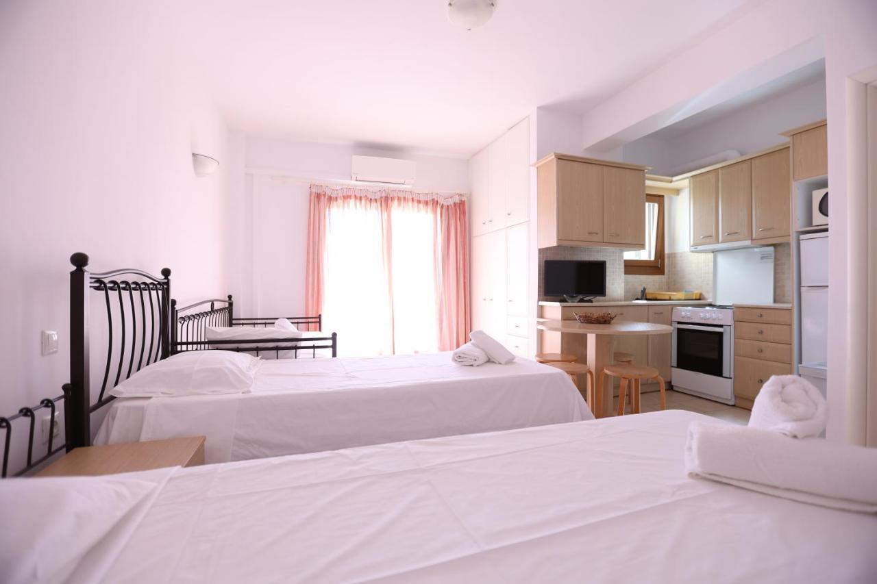 Apartamento Seaside Gialova Pilos Exterior foto