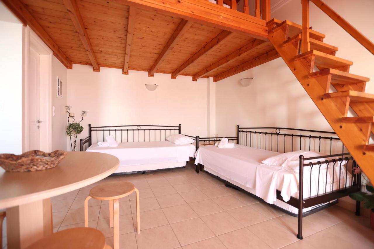 Apartamento Seaside Gialova Pilos Exterior foto